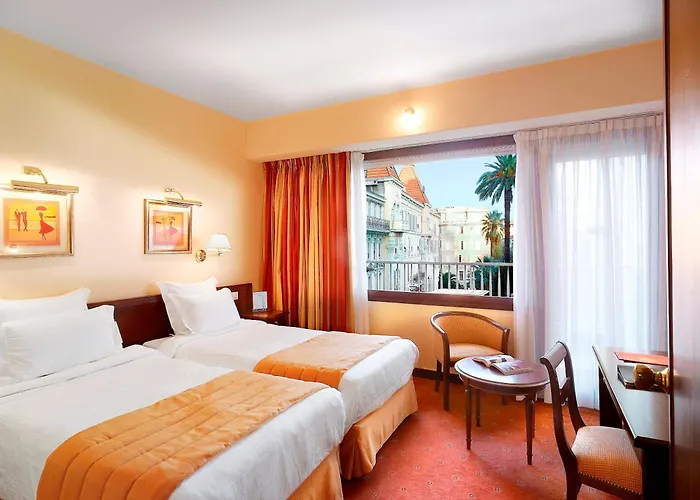Splendid & Otel 4*